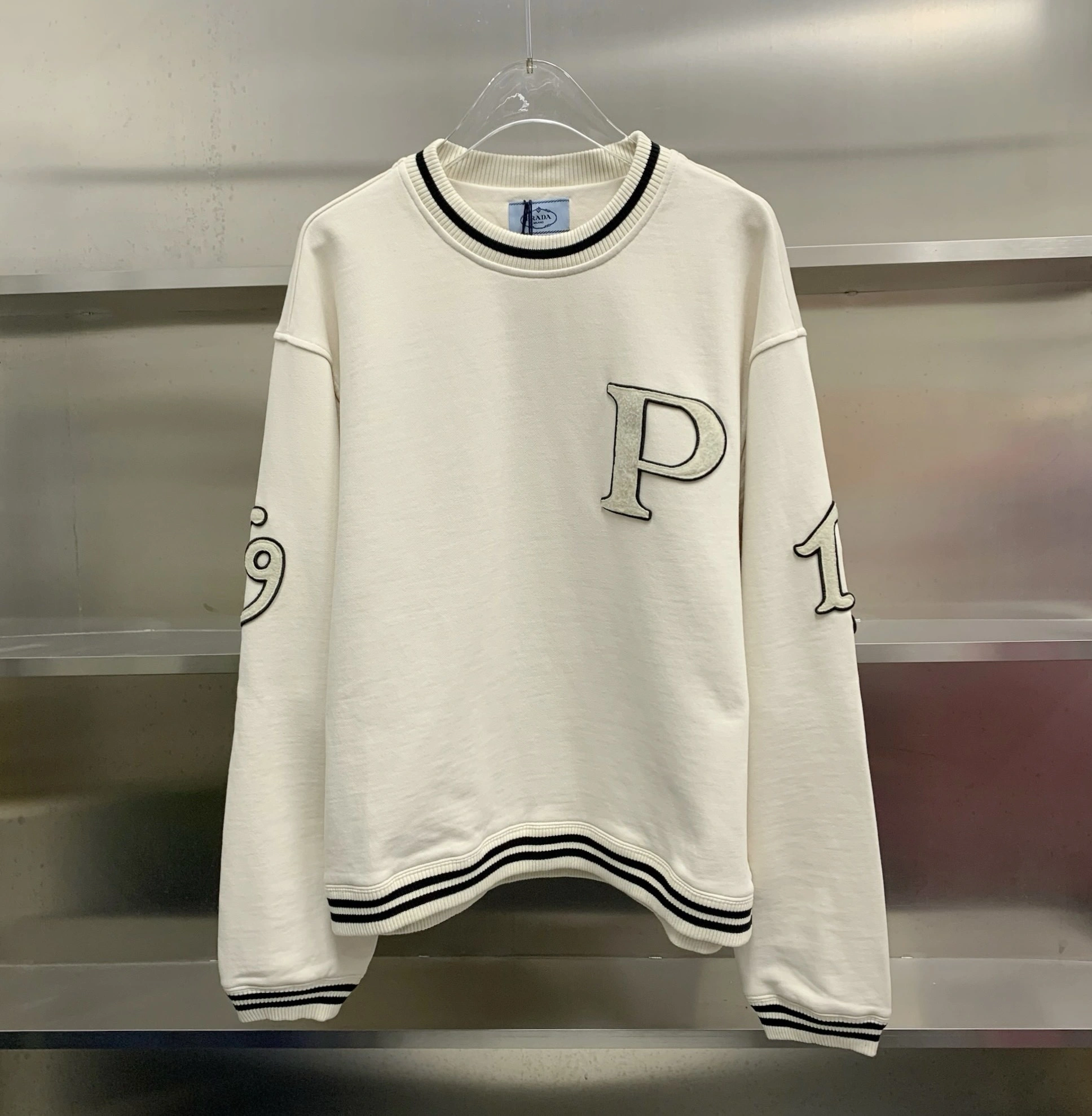 wg.luxury- Pr141 oversized item:D-F056J4913